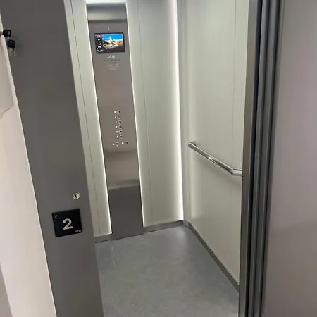 Apartment Tejares 2b *